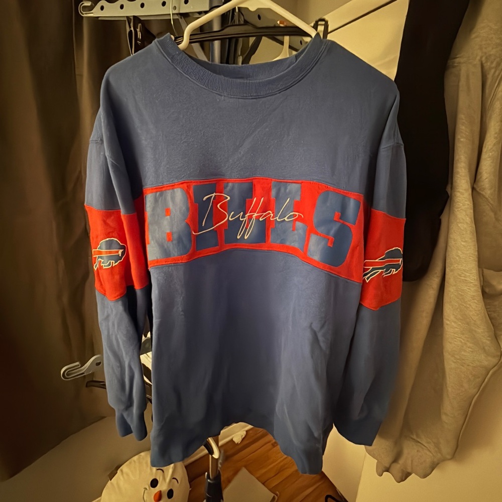 Official NFL Buffalo Bills Women’s Large Crewneck Sweatshirt NWOT